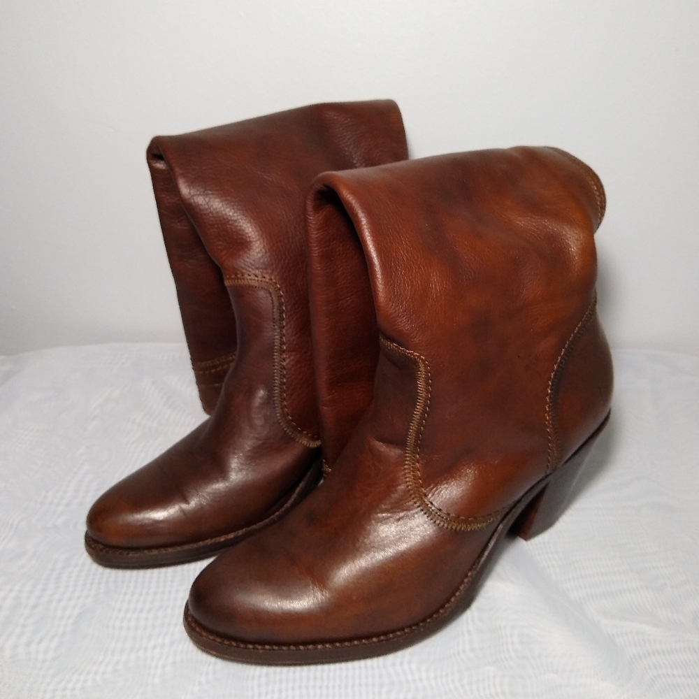 Frye Women's Western Distressed Brown Boots 8B